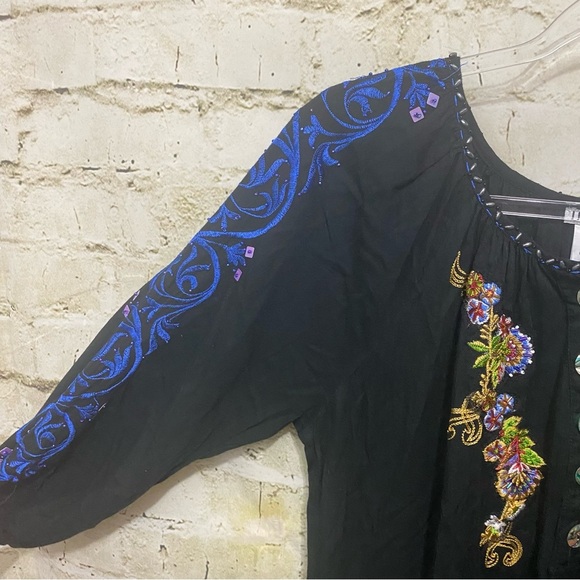 Usindo Black Blue Floral Embroidered Popover 3/4 Sleeve Coverup Dress - Picture 3 of 5
